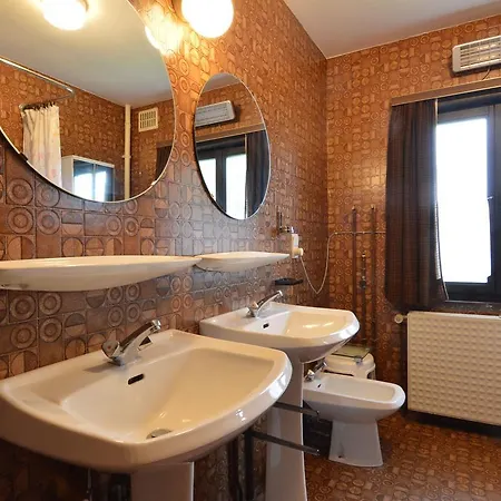 Charming Holiday In Houffalize With Sauna * Nadrin